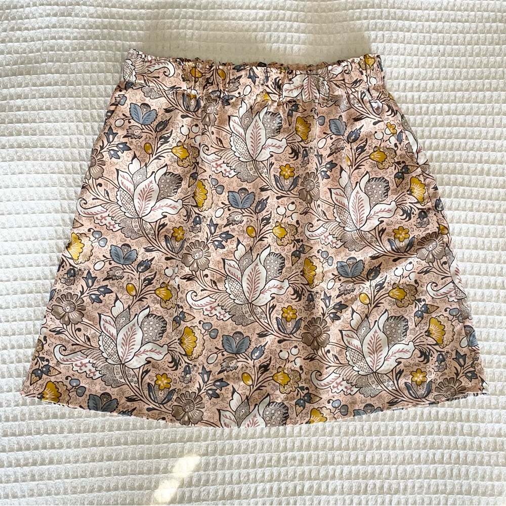 Floral Print Pink Cotton Skirt With Pockets 🤩